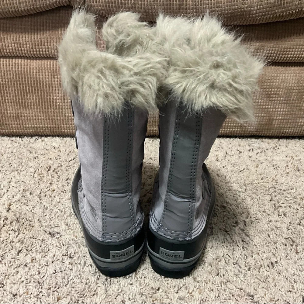 Sorel Gray and Black Boots with leather womens Size 5 - Picture 13 of 16
